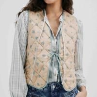 colete feminino estampado matelassê - bege