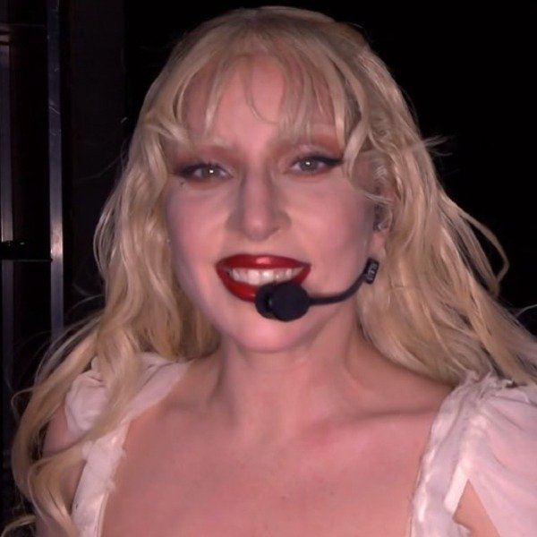 Como copiar o batom da Lady Gaga em Copacabana — e com produtos acessíveis!