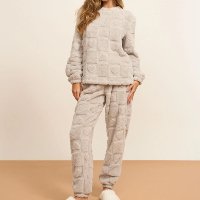 Pijama Longo em Fleece Texturizado de Corações Cinza
