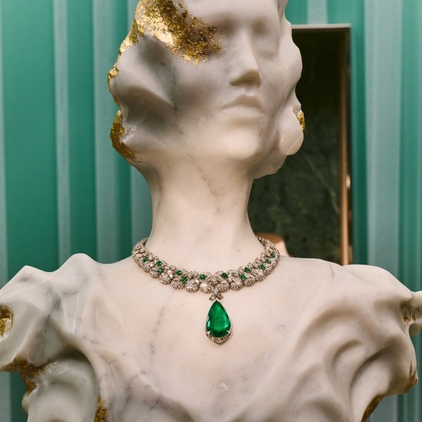 Bvlgari apresenta a coleção Polychroma na Sicília