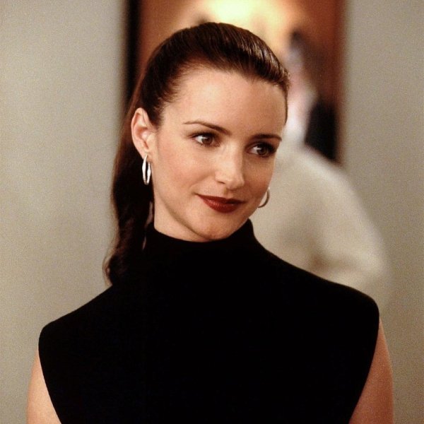 Como reproduzir o estilo de Charlotte York de Sex and the City