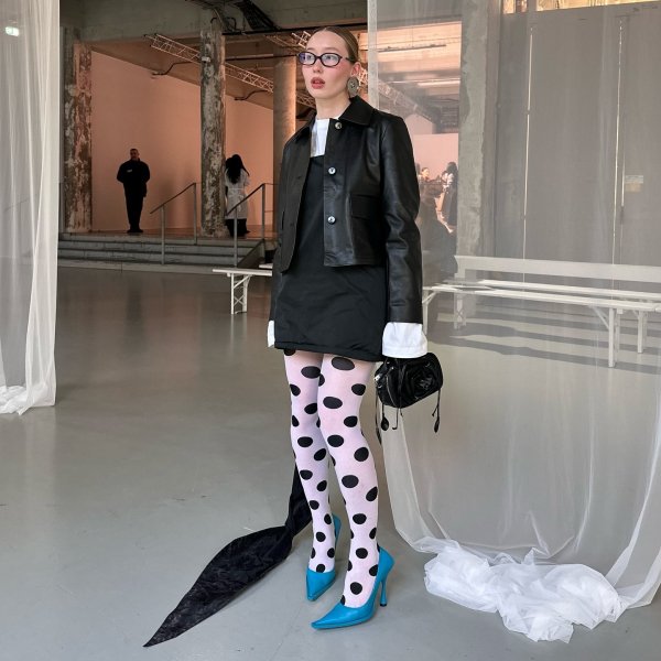 Essa fashionista me ensinou como usar estampa de bolinha