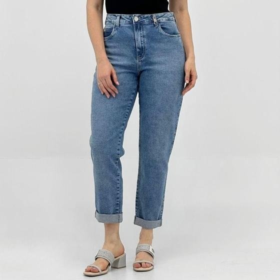 Calça Specific Jeans Mom Jeans com Barra Dobrada Feminina