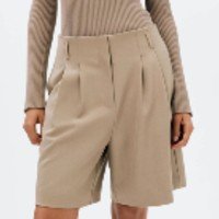 bermuda feminina reta em alfaiataria - bege