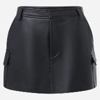 Short Saia Curto em PU com Bolso Cargo Preto