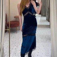 Vestido Midi em Veludo e Renda Casulo Antena Azul