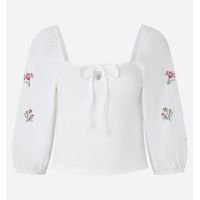 Blusa em Ribana com Lacinho no Busto e Bordado Floral Branco