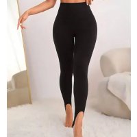Calça Legging Preta Pezinho Encorpada Lycra