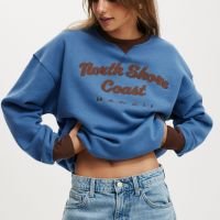 Moletom - Classic Fleece Graphic Crew Sweatshirt