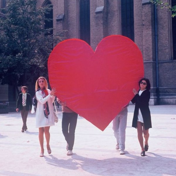 Signo no amor importa? Segundo 18% das mulheres entre 18 a 35 anos, sim!