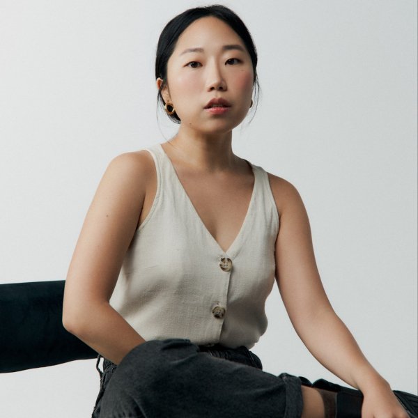 Gabi Yoon dá dicas de k-beauty e compartilha rotina de cuidados