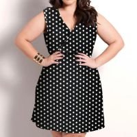 Marguerite - Vestido Transpassado Poá Plus Size