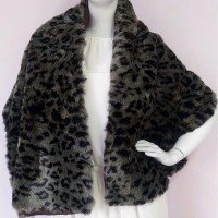 Estola de pele sintético