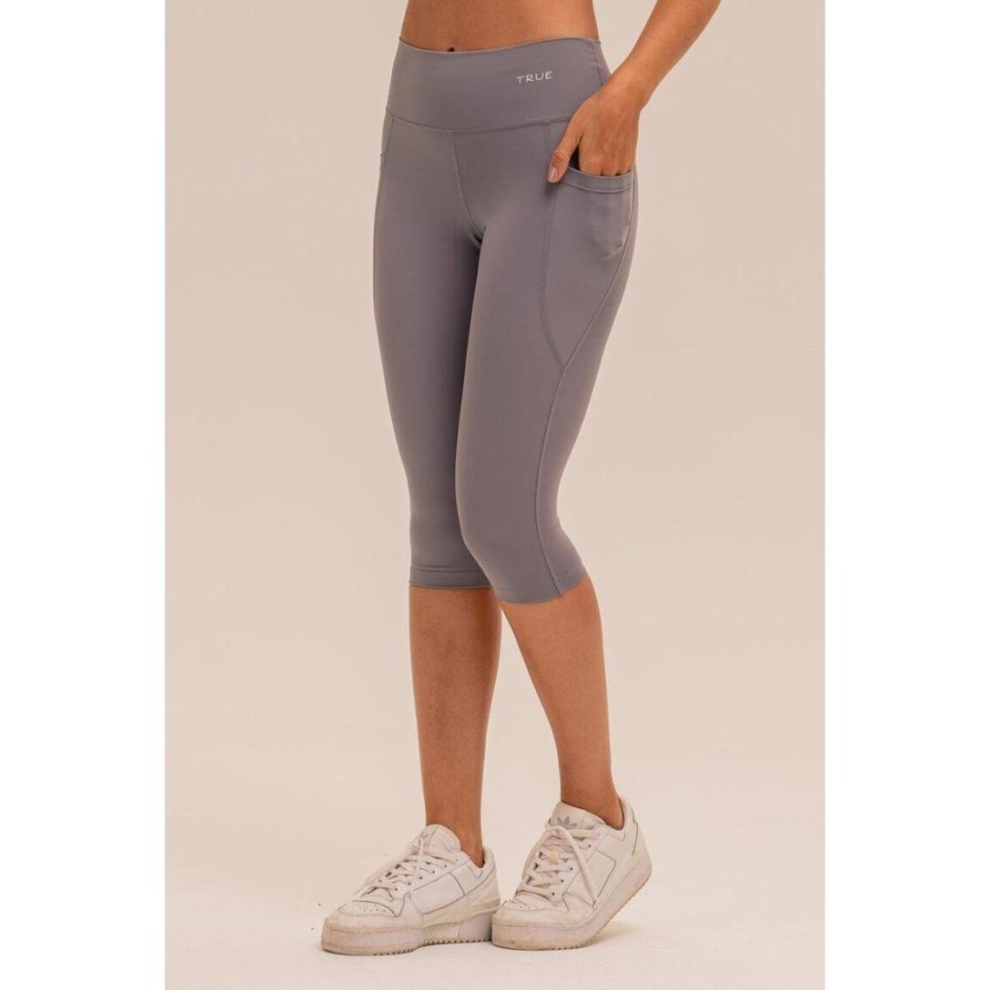 Corsário Fitness Legging Curta Capri com Bolsos True Antiodores Emana - Cin