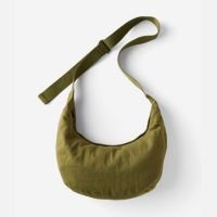 Bolsa - Harley Crescent Sling Bag