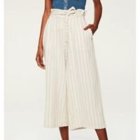 Calça Pantacourt de Linho Risca de Giz