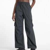 Calça Nylon Cargo Feminina - Preto