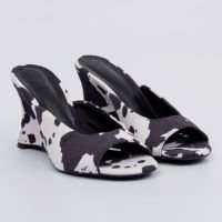 Oasis - Tamanco Feminino Anabela Bico Aberto Vaca Preta