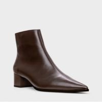 Bota Classic Bico Fino Salto Bloco Couro Marrom Dark Brown