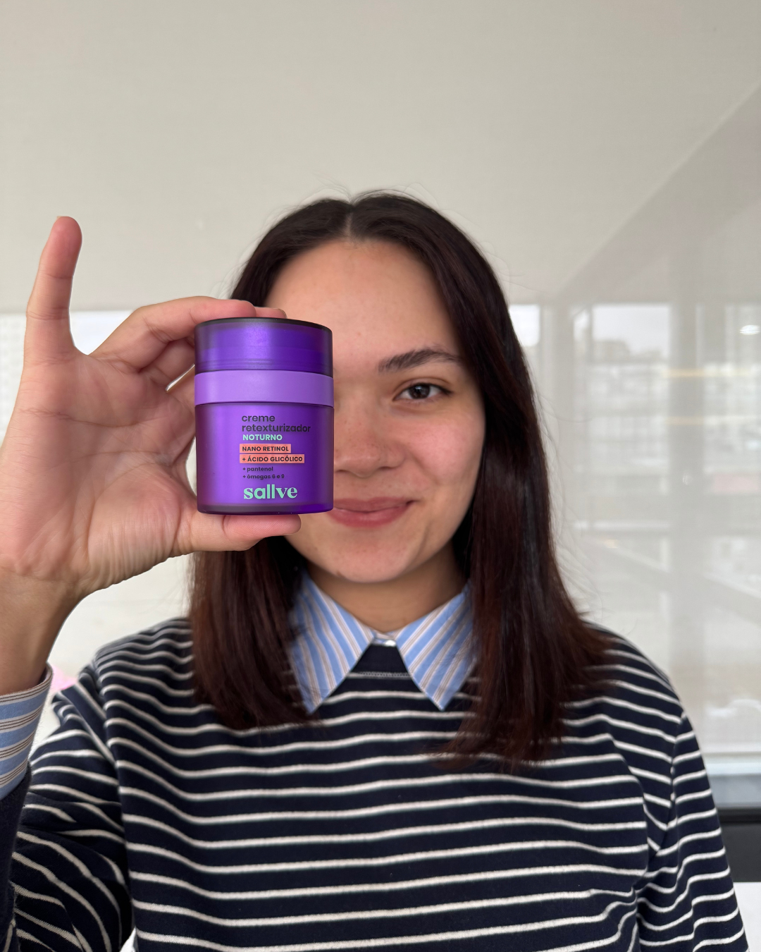 stefany santos e creme retexturizador noturno da sallve