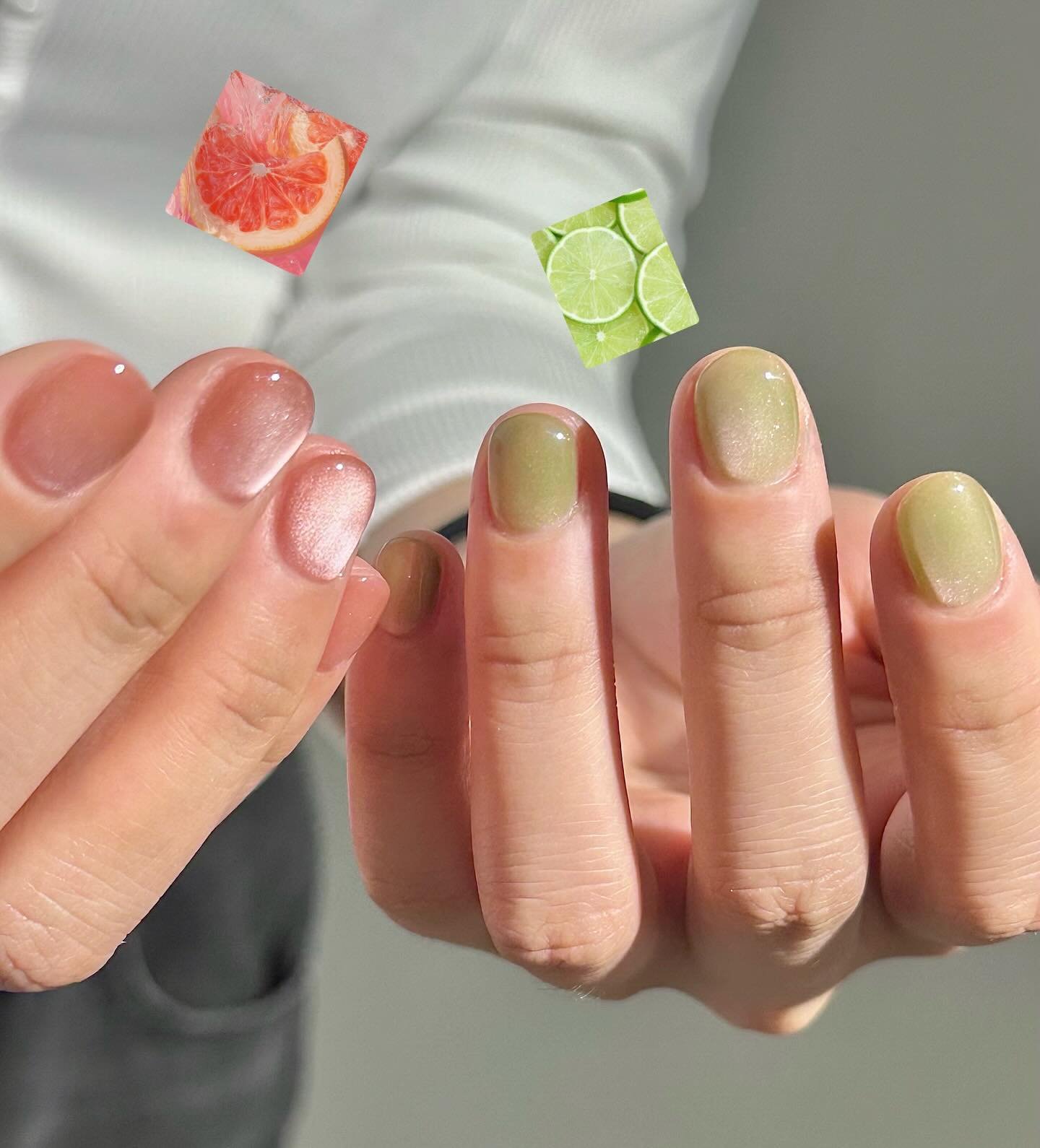 Unhas com esmalte rosa e verde, inspiradas em frutas cítricas. Tendência para unhas de verão 2025.