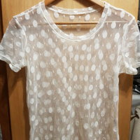 blusinha de tule branco poá