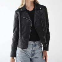 Jaqueta Facinelli PU Recorte Preta