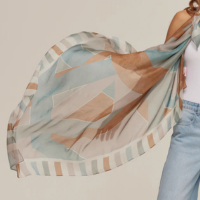 Max lenço Geométrico Multicolorido azul em mousseline de seda | 130x130cm