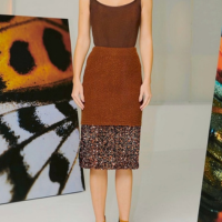 Saia Midi em Lã e Paetê Casulo Colmeia Marrom