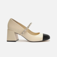 Sapato Boneca Off-White Couro Salto Bloco Tira Corrente