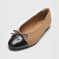 Sapatilha Capodarte Ponta Verniz Bege