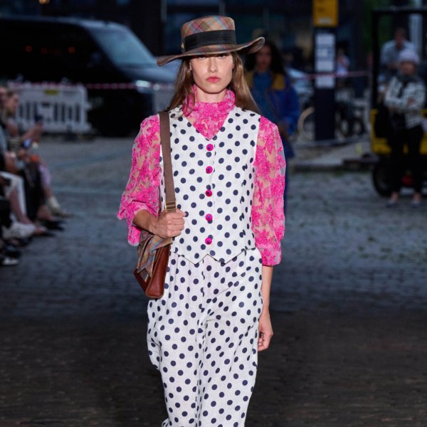 As principais tendências de moda da Copenhagen Fashion Week Spring 2026