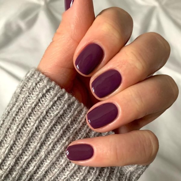 Cores de esmalte 2025: os tons mais estilosos para apostar