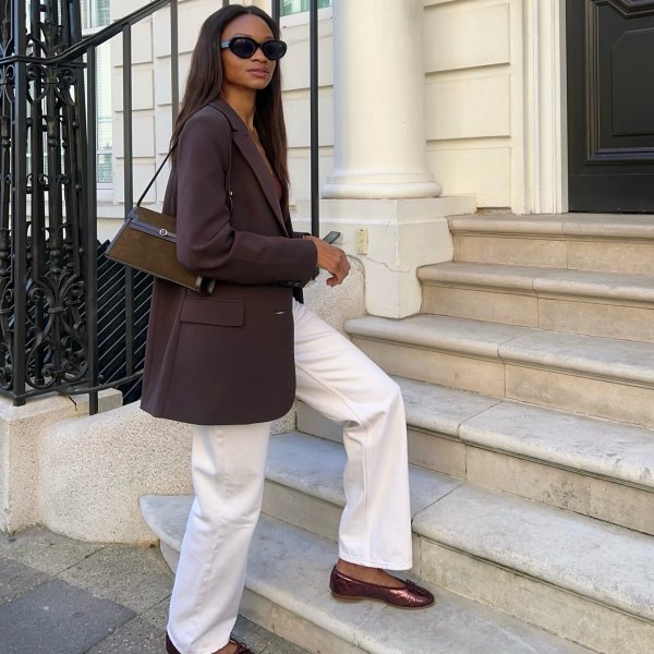 13 looks com flats para trabalhar que são elegantes e confortáveis