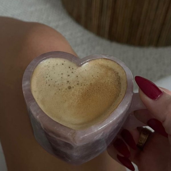 Como atrair abundância: a lição que aprendi ao comprar uma xícara