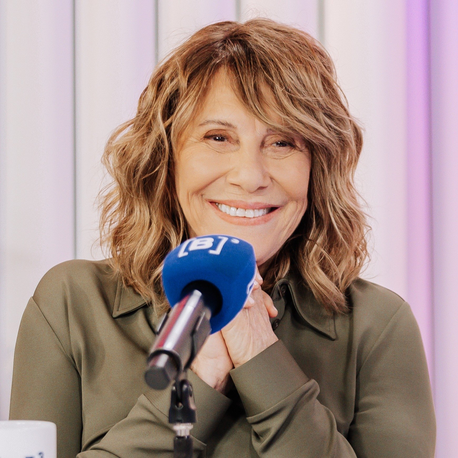 A atriz Renata Sorrah, a eterna Nazaré Tedesco, é a convidada da semana no podcast 