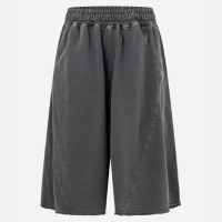 Bermuda Jorts Oversized em Moletom com Recortes Preto Estonado