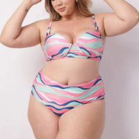Biquíni Plus Size Feminino Top com Bojo Estampado Rosa