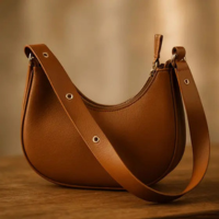 Bolsa Feminina Meia Lua - Sposatto