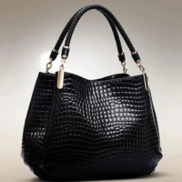 Bolsa Tote Feminina Grande com Estampa de Crocodilo - Bolsa de Ombro para T