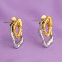 Brinco Feminino Orgânico Maria de Fátima Novela Vale Tudo Banhado à Ouro 18