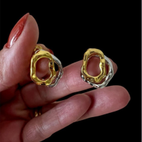 brinco arraso que a maria de fátima usa na novela!!!