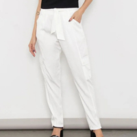 Calça Feminina Sarja Bolso Cargo Faixa De Amarração Branca