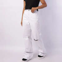 Calça Feminina Sarja Wide Leg Barra Desfiada Branca