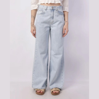 Calça Jeans Feminina Wide Leg Marmorizada com Bolsos Azul