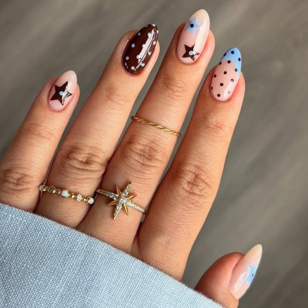 As nail arts tendência do verão 2026 que estão bombando entre as estilosas