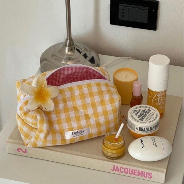 Se montássemos uma necessaire completa e baratinha ela seria assim