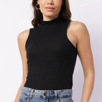 Regata Feminina Gola Alta com Picueta Preta