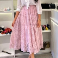 saia mídi renda sólida de flores com forrado casaul elegante na moderna par