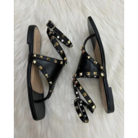 Sandália Rasteira Gladiadora em Couro com Spike Dourado - Solis Brasil (Par